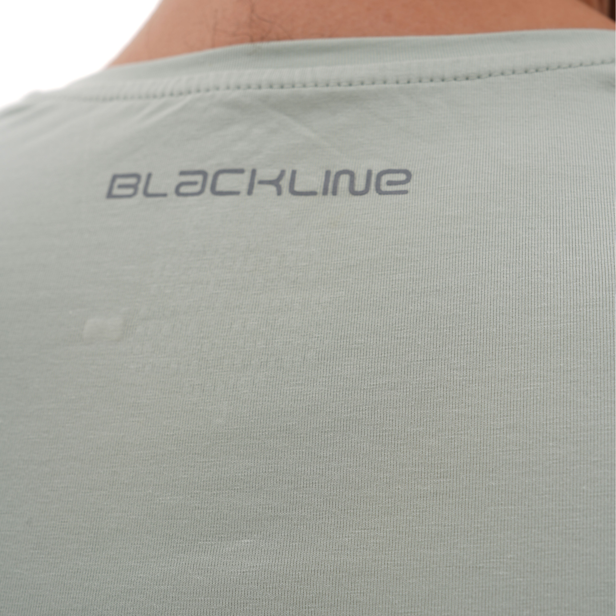 تيشيرت بدي رقبة V كم قصير - فستقي